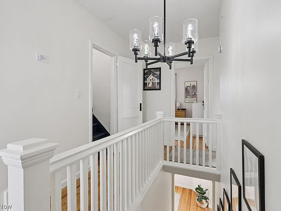 5th image of 4362 W 226th St