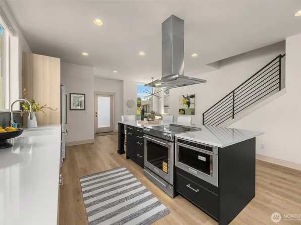 4108 30th Avenue S #7, Seattle, WA 98108