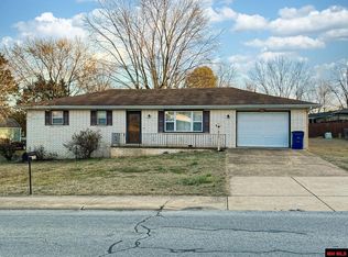 920 Sanford Ln, Mountain Home, AR 72653
