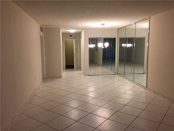 5th image of 1470 NE 125th Ter APT 208