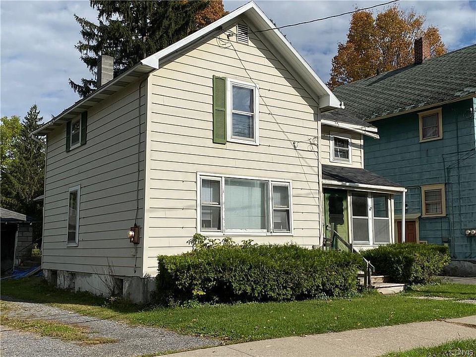 1st image of 90 Madison St