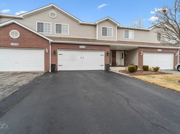 25734 S Red Stable Ln, Channahon, IL 60410