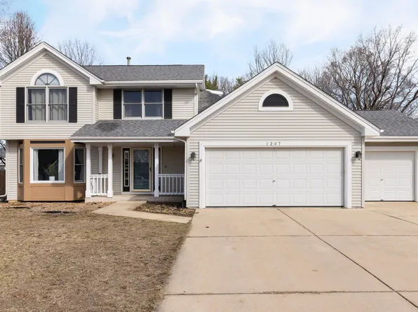 1267 Wallace Pkwy, Rockton, IL 61072