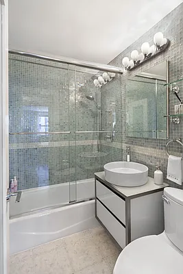 Sold by Stribling | media 21