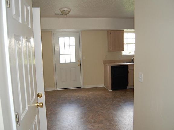 2nd image of 3855 Sugar Creek Dr
