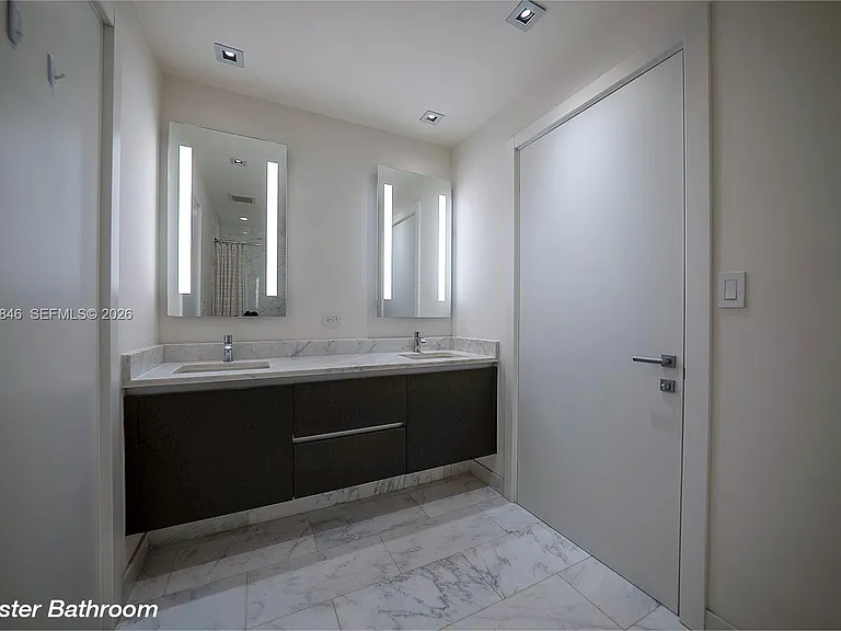 1451 Brickell Ave #2706 — Photo 12