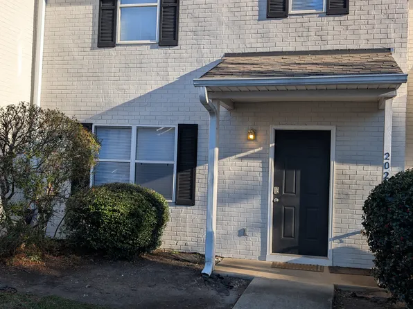 202 Paw Path Ln, Clemson, SC 29631
