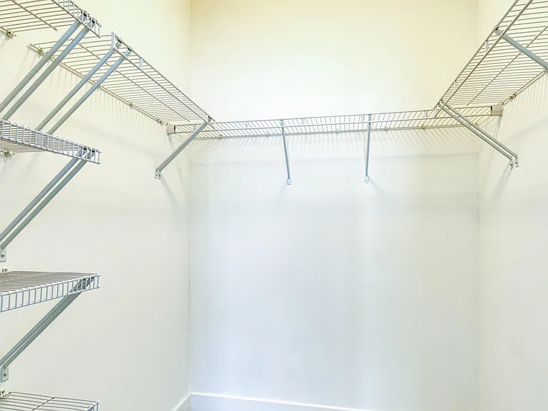 The Apartments at Hallstead Reserve. Modern. Welcoming. Authentically Suffolk. — Photo 132