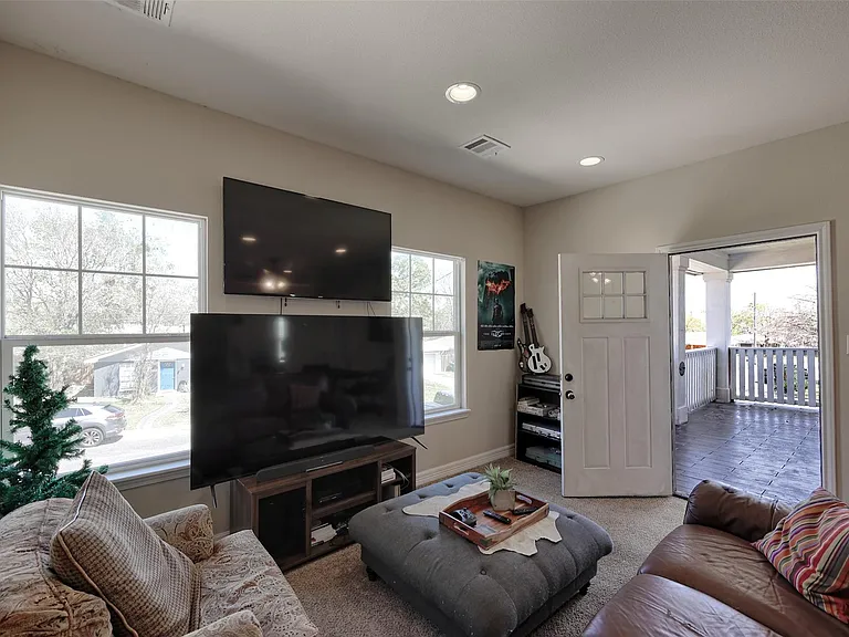 1122 Detroit St — Photo 35