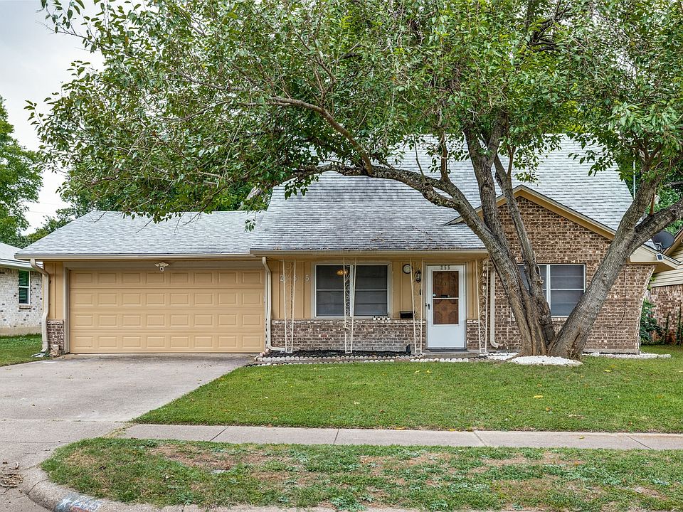 1st image of 255 Merribrook Trl