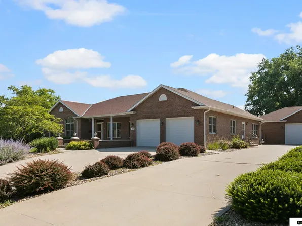 305 Blaine St, Valparaiso, NE 68065