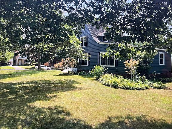 portion of side yard