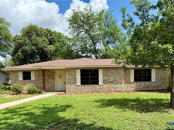 1212 Barbara Dr, San Marcos, TX 78666