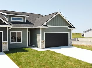 2412 NE 6th St, Grimes, IA 50111