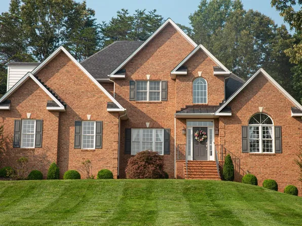 1963 Rocky Branch Dr, Forest, VA 24551