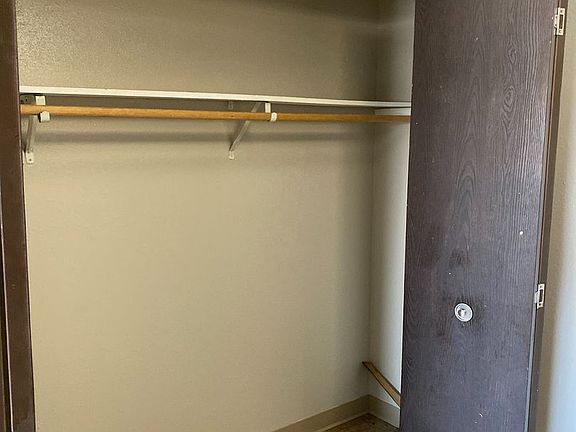 4th image of 1515 College Way APT 208