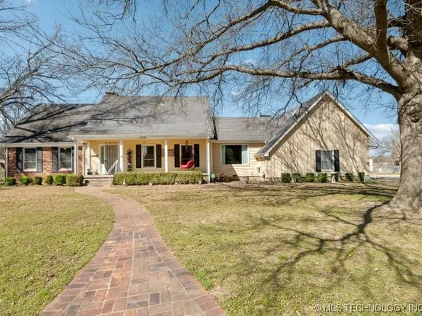 108 S Bettes Ave, Wagoner, OK 74467