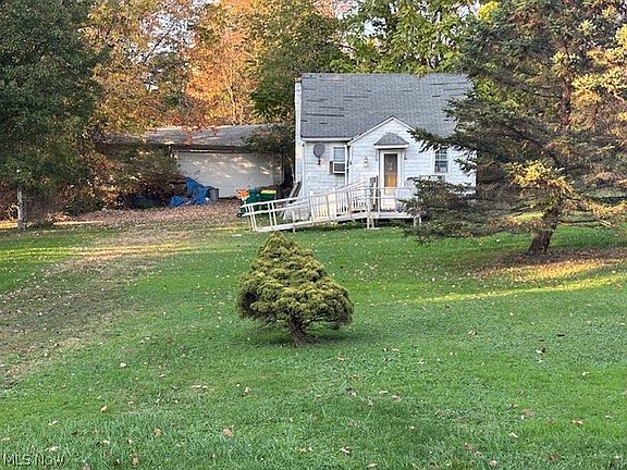 3rd image of 23282 High Rd
