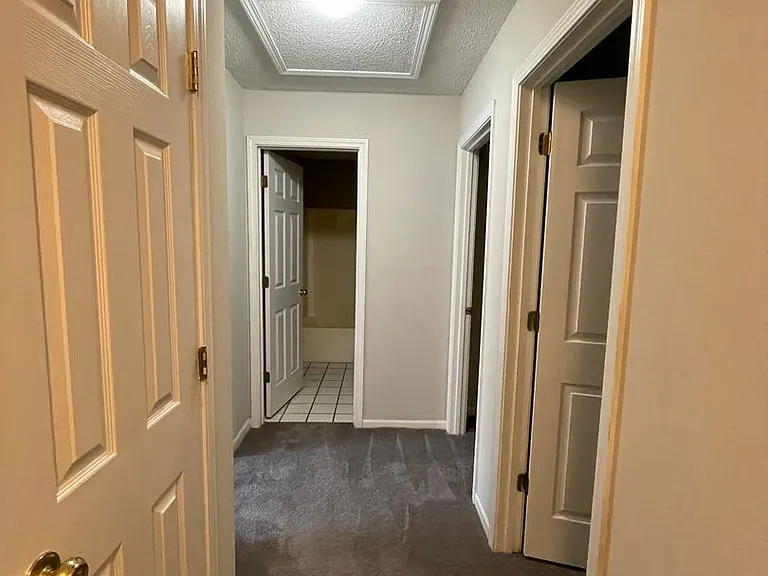 2304-2306 Parks Edge Pl — Photo 11