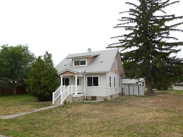 1st image of 590 E Avenue B