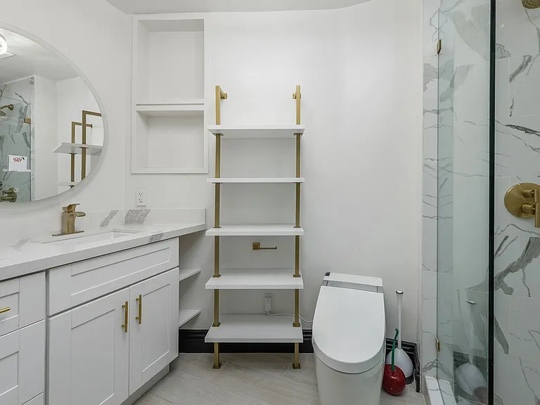 602 W Fir St W #201 — Photo 16