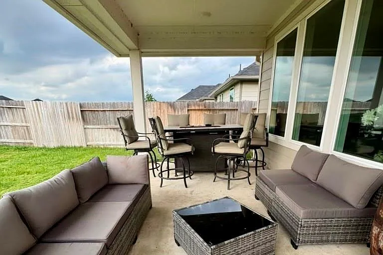 7511 Rainflower Field Dr — Photo 22