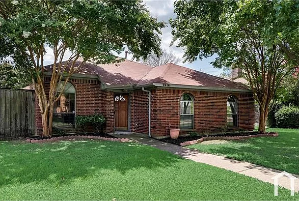 3 bed, 1619 sqft, $2,995 — Photo 4