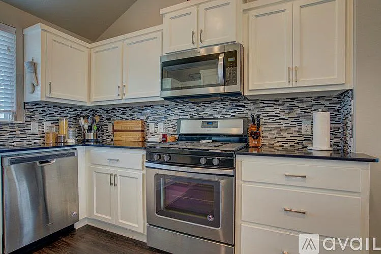 3145 Midland Valley St — Photo 14
