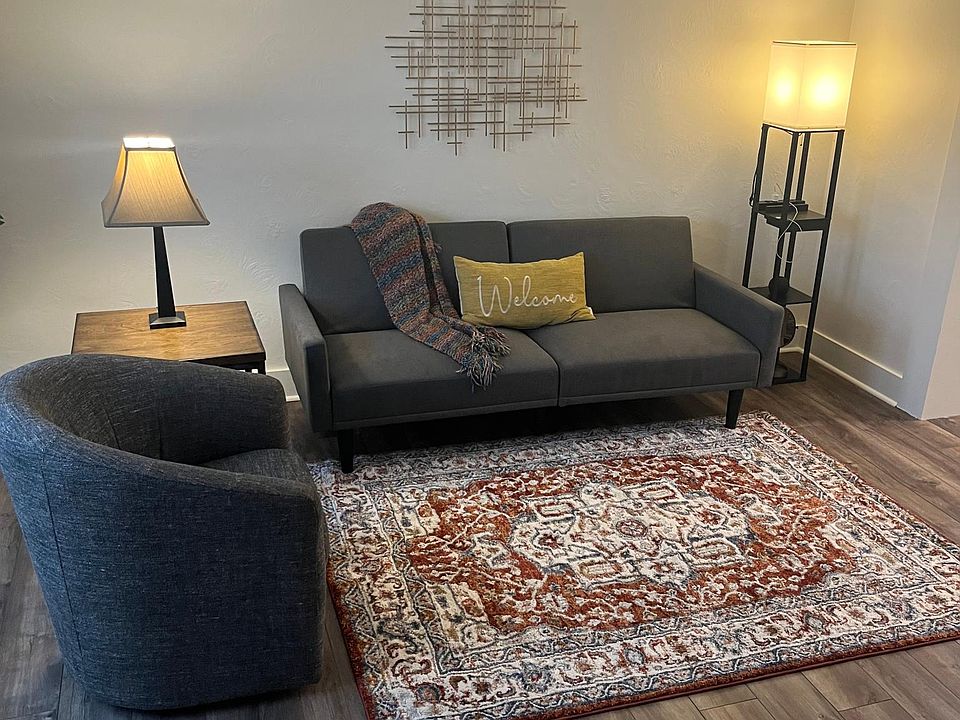 Living room 12.5 x 15