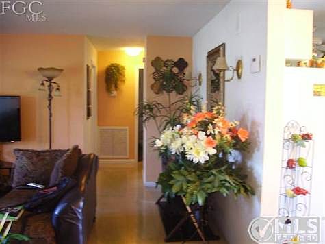 3rd image of 1044 NE Pine Island Ln