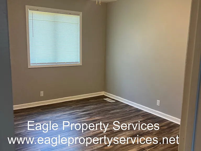 2200 Raintree Way — Photo 6