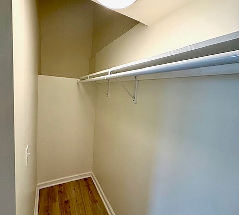 5th image of 3153 High St #7