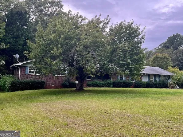 1062 Old Draketown Trl, Temple, GA 30179