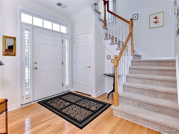 3rd image of 512 Shaindel Dr
