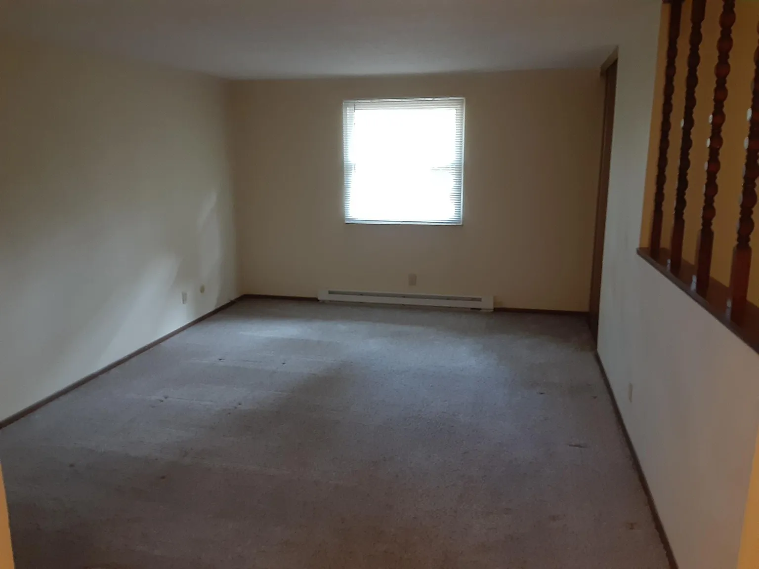 2 bed, 1.5 bath, 1000 sqft, $995 — Photo 3