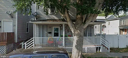 28 E Pall Mall St Photo 1