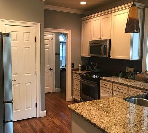 5th image of 112 Eighteen Grand Dr
