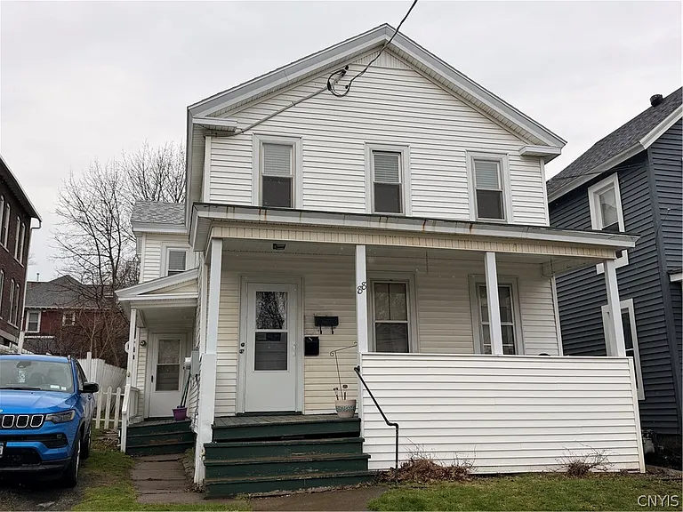 88 E 5th St — Photo 2