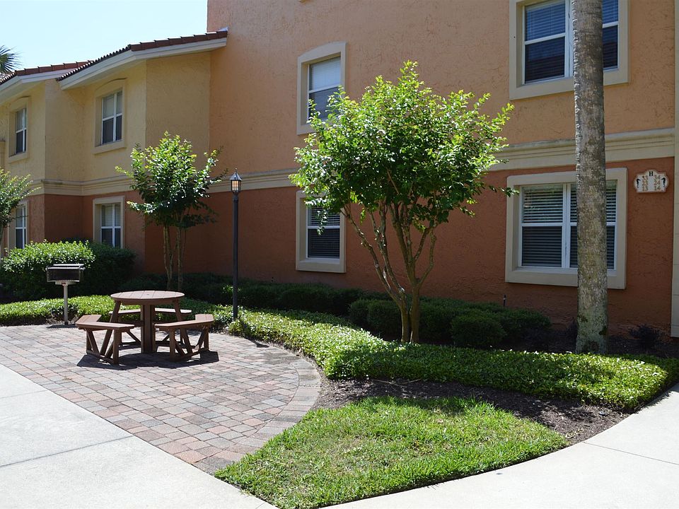 1st image of 102 Laguna Villas Blvd