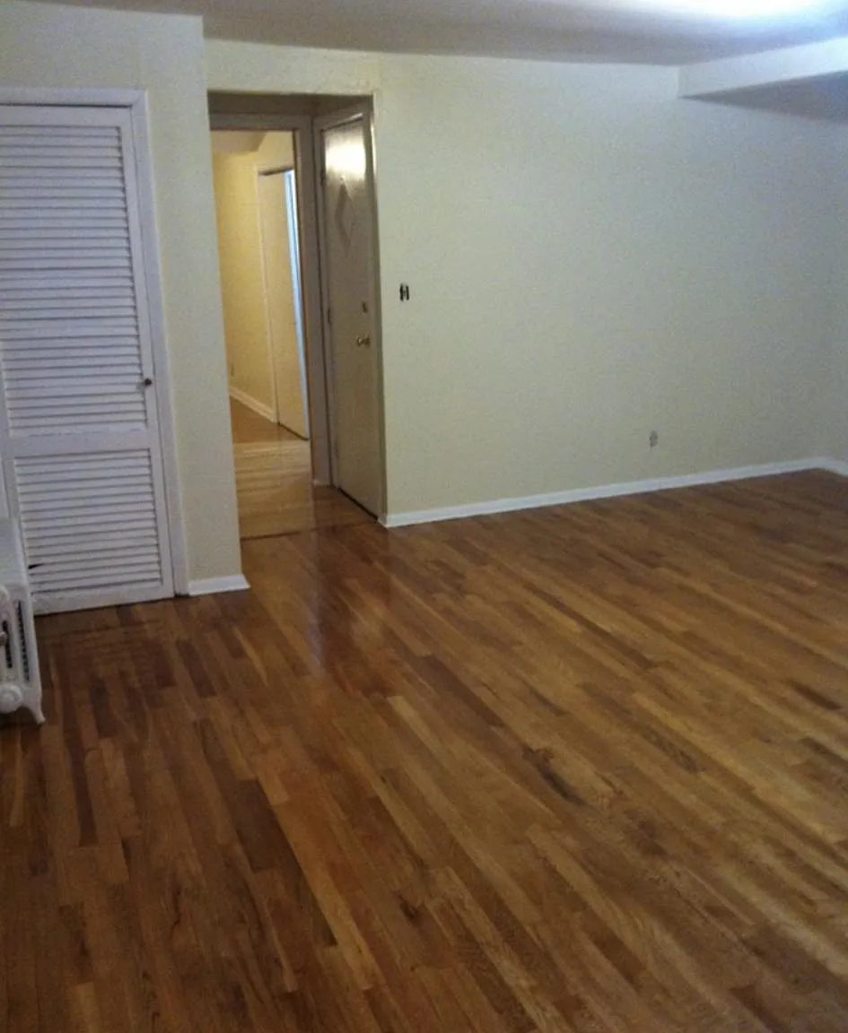 2 bed, 1000 sqft, $2,395 — Photo 3