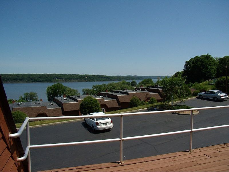 2nd image of 30 Riverview Hamilton Lower Poin