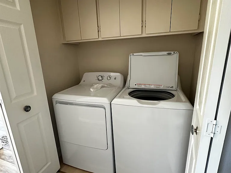 301 Warmcastle Ct — Photo 25
