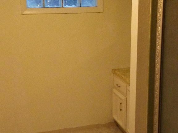 4th image of 458 F St