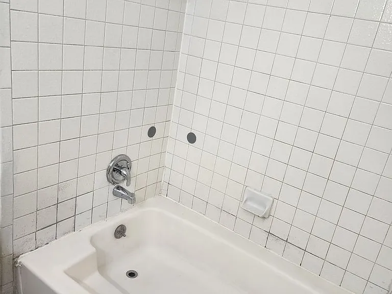 4610 Elk Springs Ave — Photo 12