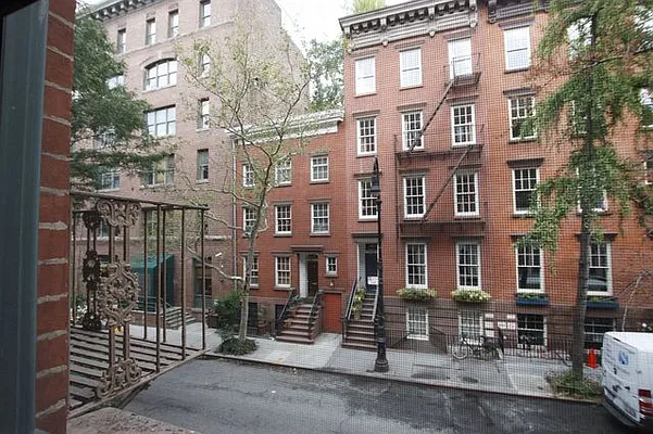 Rented by Onyx | media 27