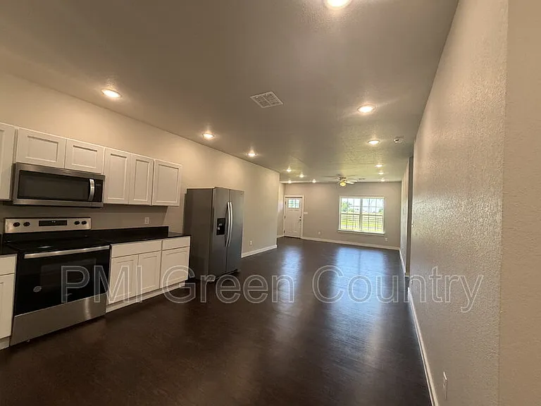 13523 S Mingo Rd #3 — Photo 4