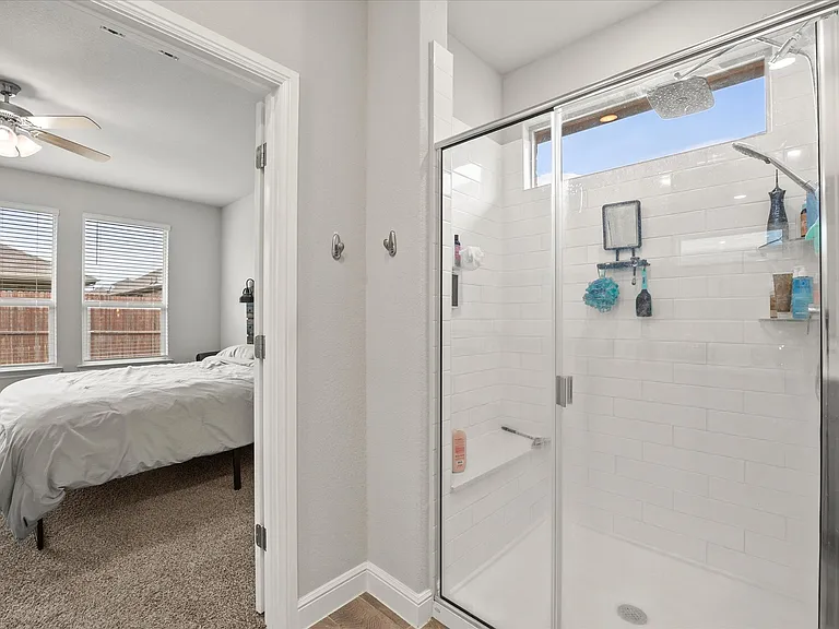 1009 Croxley Way — Photo 22