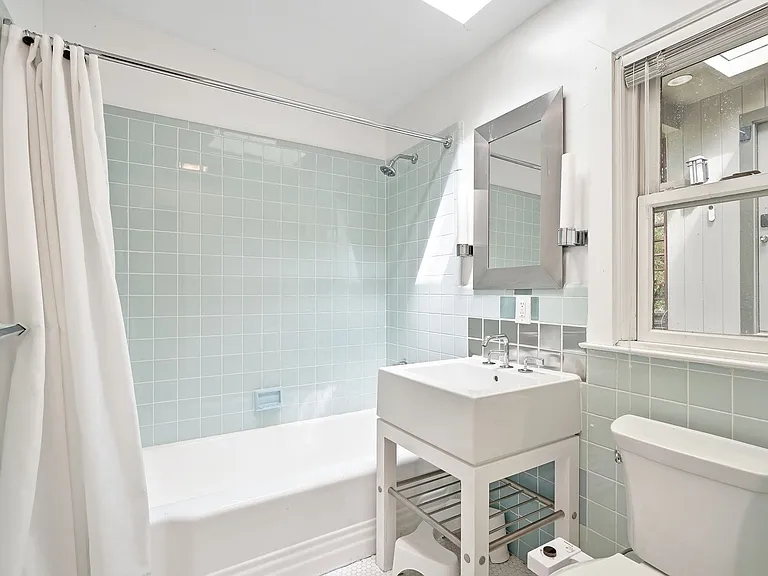 12 Seely Pl — Photo 25