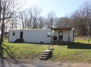 2670 Sorrells Rd, Petersburg, TN 37144