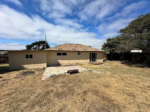 3 bed, 1400 sqft, $3,600 — Photo 2